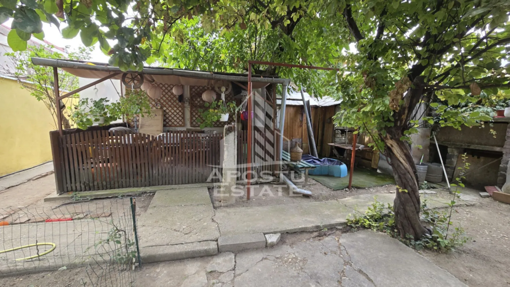 Casa de vanzare, 7 camere si 4 bai, comision 0, zona Odobescu