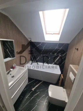 De inchiriat duplex Unirii