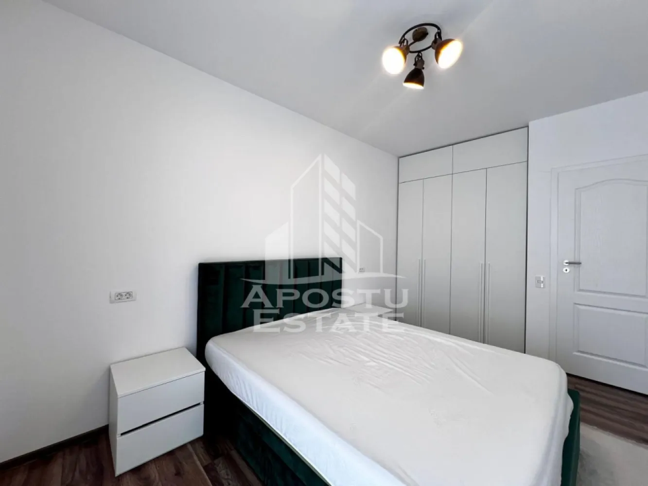 Apartament 2 camere de închiriat, parcare, Torontalului, Timișoara