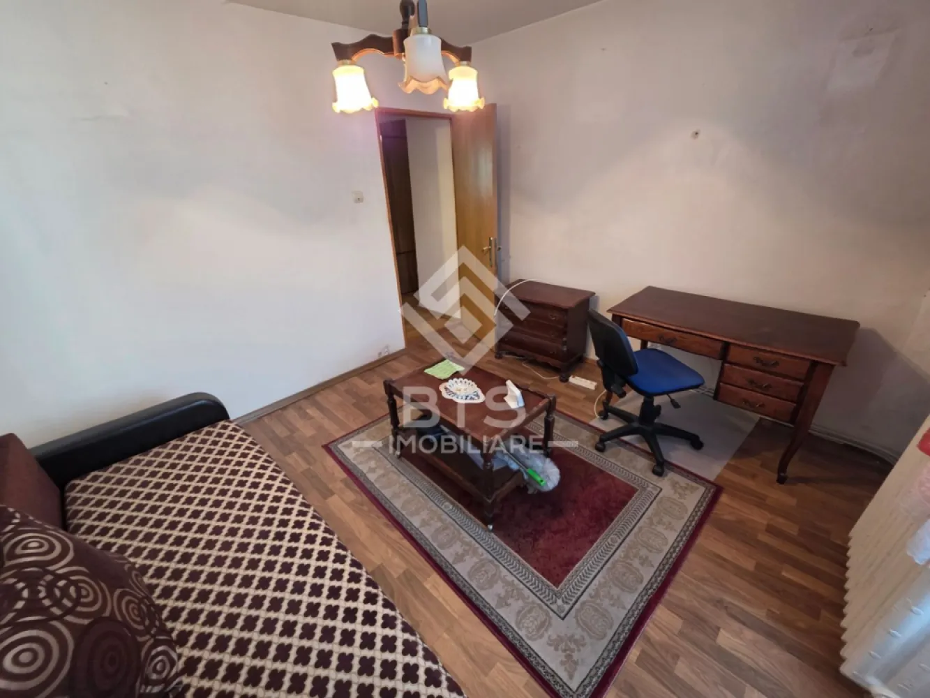 Apartament 2 camere decomandate. ETAJ 2