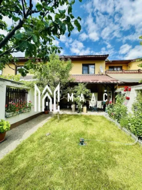 Casa moderna Vladesti | Zona Exclusivista | Curte interioara |