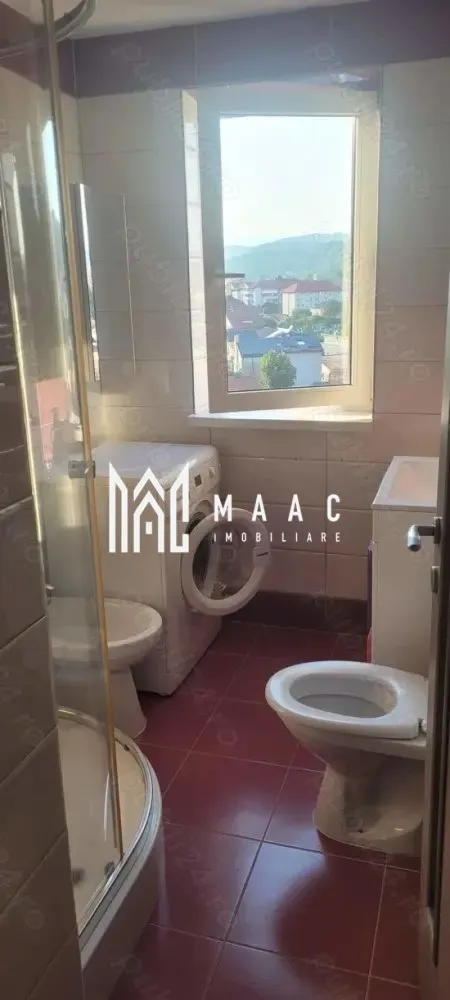 Apartament 3 camere| 2 bai| Vedere panoramica| Ostroveni