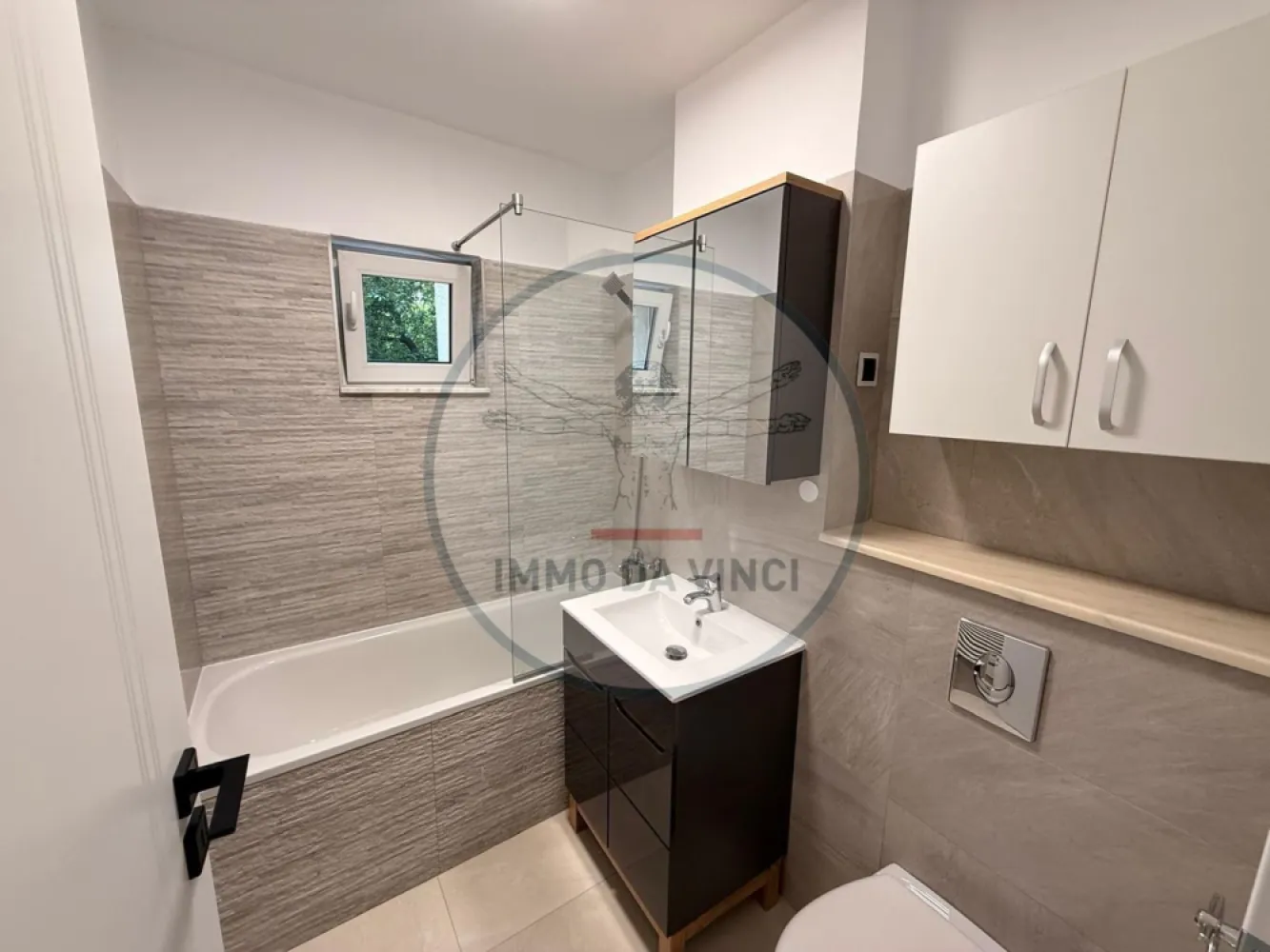Apartament 4 camere finisat modern Zona Aurel Vlaicu