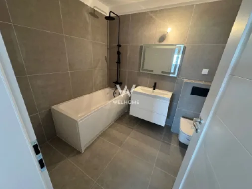 🏢 Apartament 3 camere, Str. Doamna Stanca, zona Kaufland