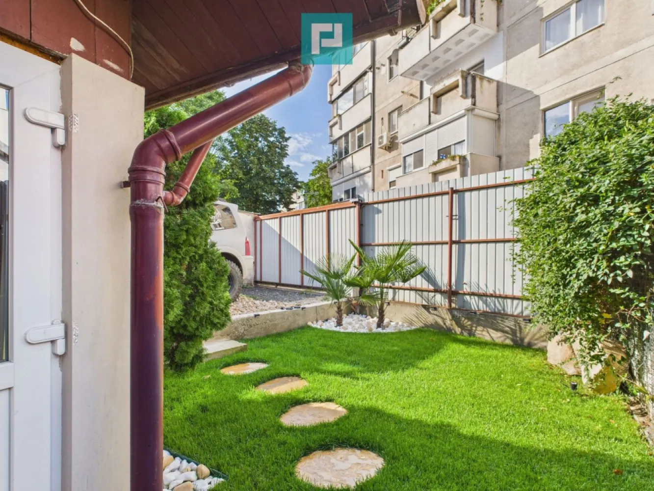 Apartament 3 camere la curte - Odobescu