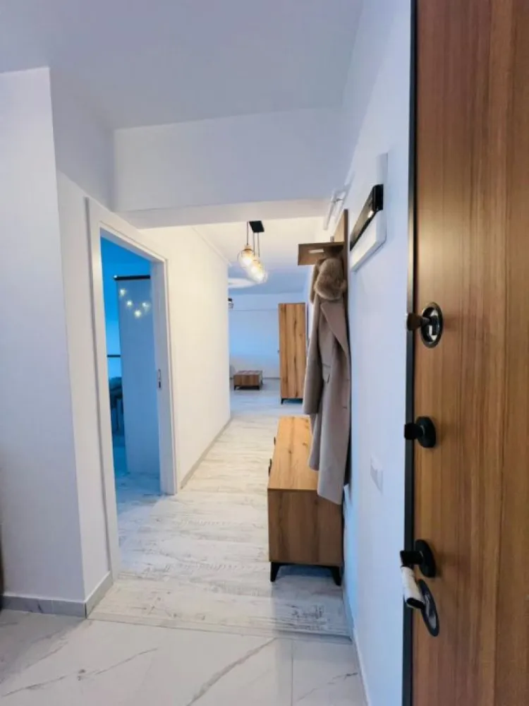 Apartament 3 camere LUX New World Militari 100 mp Parcare subterana