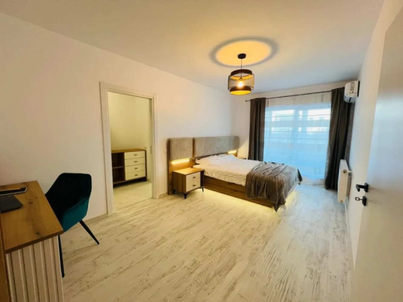 Apartament 3 camere LUX New World Militari 100 mp Parcare subterana