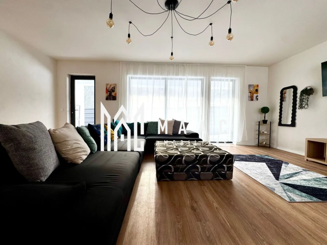 Casa 3 Camere | 70MPU | Vedere spre Munte | Tocile - MAAC Imobiliare vă propune spre închiriere o casa moderna, finalizata în anul 2024, situata într-o zonă liniștită din Tocile, la câteva minute de Sibiu. 

Detalii proprietate:
 • Suprafață utilă: 70mpu
 • Compartimentare: 3 camere decomandate
 • Regim de înălțime: parter
 • Curte individuală împrejmuită, amenajată și pavata
 • Parcare în fața imobilului

Detalii tehnice:
 • Structură din cărămidă Porotherm
 • Ciment Holcim și materiale de calitate
 • Izolație exterioară de 10 cm
 • Ferestre termopan cu 7 camere și 2 foi de sticlă
 • Predare la cheie

Conditii de inchiriere:
Garantie: se percepe garantie in cuantumul unei chirii lunare
Nu se accepta animale de companie

Pentru mai multe detalii sau pentru programarea unei vizionări, vă rugăm să ne contactați și să menționați ID-ul proprietății: CP2795931.