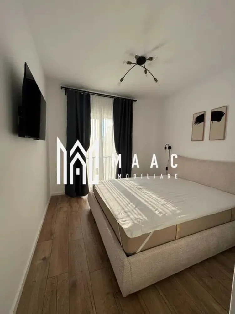 Apartament modern | 2 camere |60 mp - MAAC Imobiliare vă propune spre închiriere un apartament spațios și bine compartimentat, situat în cartierul Turnisor . Locuința este amplasată la parterul unui imobil P+4, bloc izolat termic, oferind confort și eficiență energetică. Apartamentul are o suprafață utilă de 59 mp, la care se adaugă un balcon generos de 6 mp, ideal pentru momente de relaxare. Un mare avantaj al proprietății este locul de parcare privat, inclus în ofertă. Apartamentul este disponibil pentru închiriere imediată, ideal pentru un cuplu sau o persoană care își dorește confort, spațiu și acces facil către punctele de interes ale orașului. Pentru mai multe detalii precizati telefonic ca ati vazut anuntul cu ID: CP2895060 }}