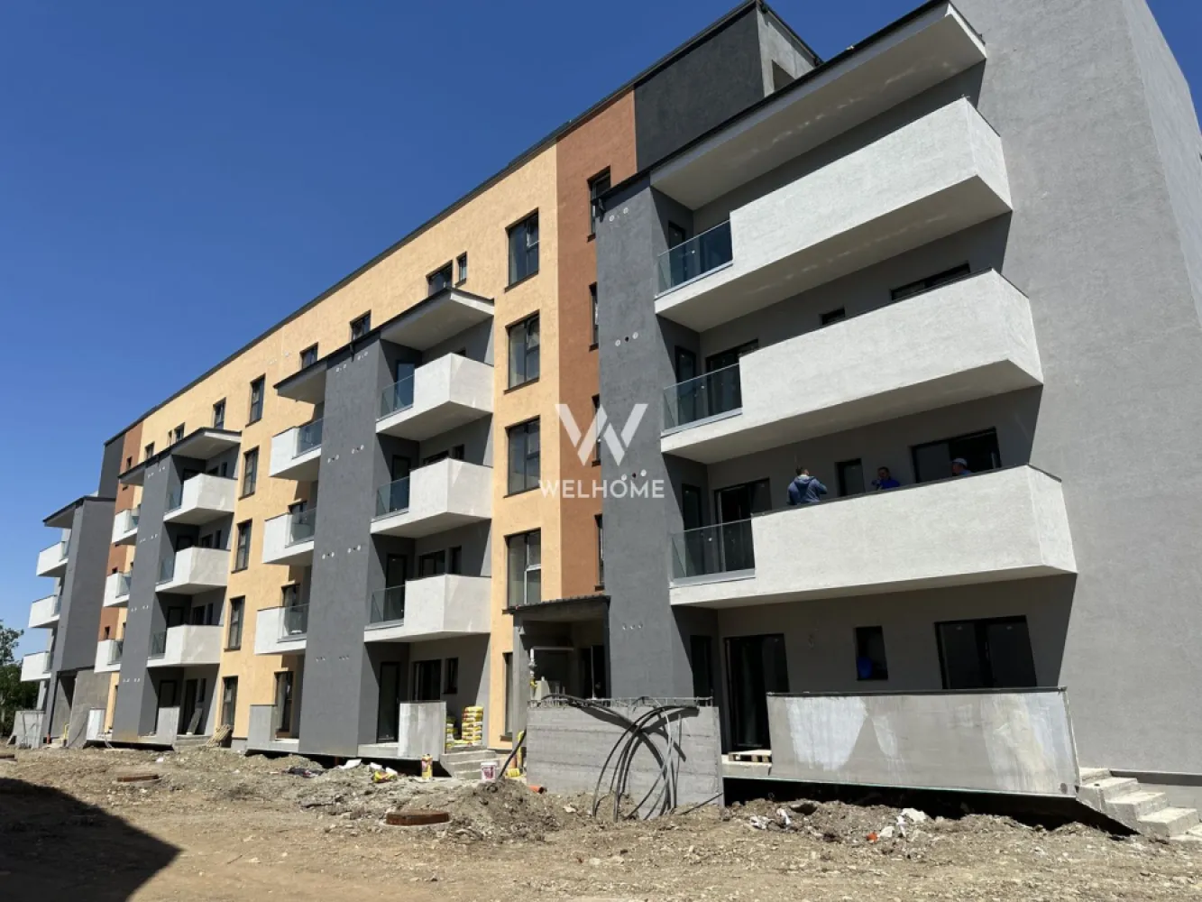 Penthouse pe malul lacului, cu terasă panoramică 90 mp