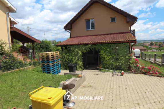 Casa P+M - 4 camere - 3 dormitoare - Teren 500 mp - Nazna