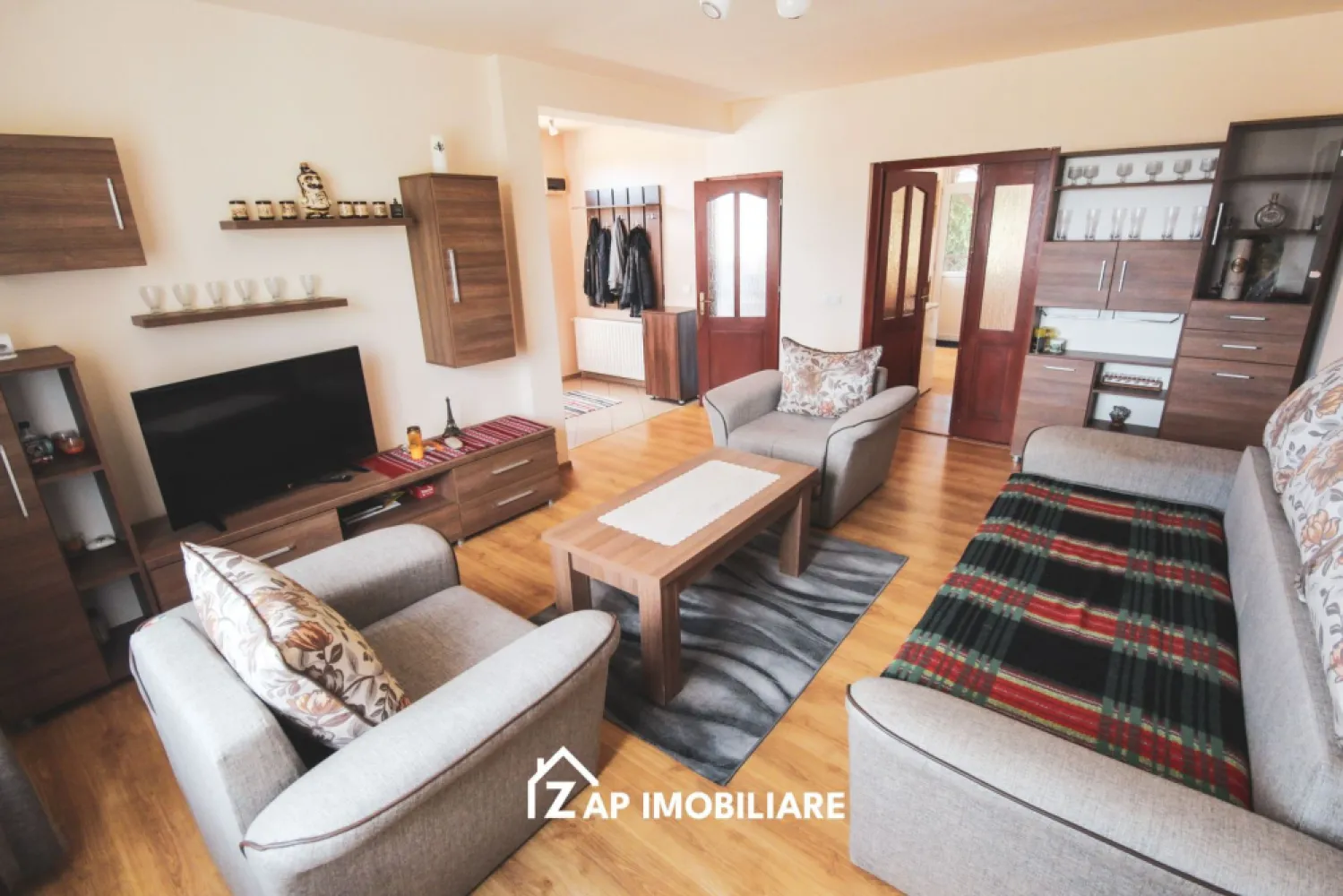 Casa P+M - 4 camere - 3 dormitoare - Teren 500 mp - Nazna
