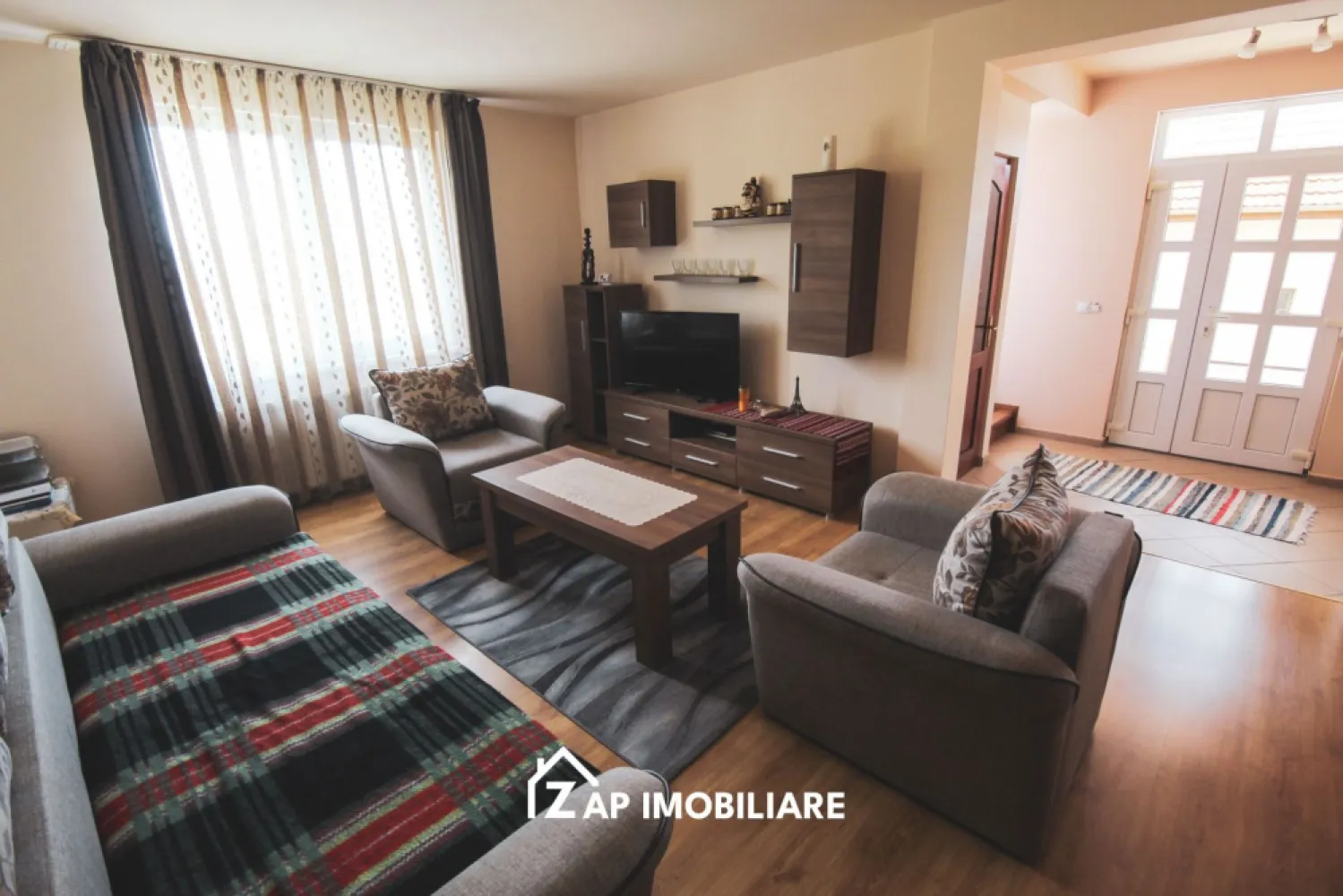 Casa P+M - 4 camere - 3 dormitoare - Teren 500 mp - Nazna