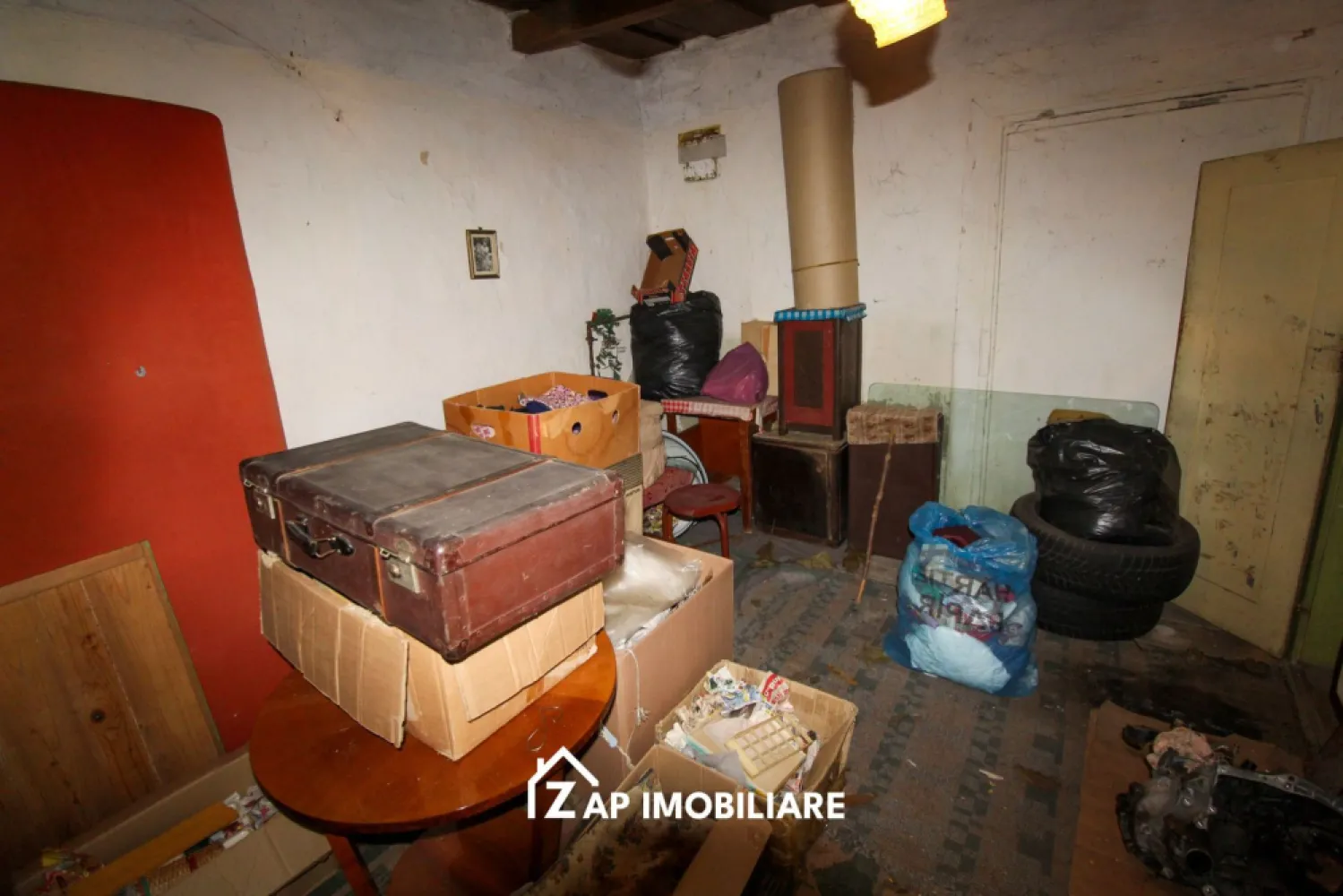 Unirii - Zona Darina - Casa 4 camere - Teren 691 mp cu deschidere 26 m