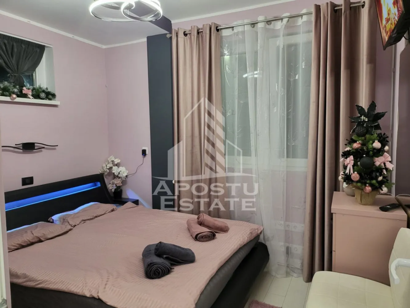 Apartament de lux, 3 camere, 2 niveluri, intr-un imobil tip vila, Deva