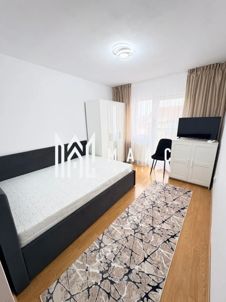 Apartament 2 camere | Intabulat | Renovat complet | Turnisor - MAAC Imobiliare vă prezintă spre vânzare un apartament de 2 camere, complet renovat și mobilat, situat în cartierul Turnișor, într-o zonă cu acces facil către toate punctele de interes. Caracteristici generale: Apartament cu 2 camere Suprafață utilă: 42 mp Complet renovat Complet mobilat și utilat Centrală termică nouă Se vinde exact ca în poze, cu tot mobilierul și electrocasnicele incluse. Compartimentare: La intrarea în apartament ne întâmpină bucătăria Bucătăria este complet mobilată și utilată cu aragaz, cuptor și plită Primul dormitor este complet echipat, având pat, TV și birou, iar al doilea dormitor este similar. Ambele beneficiaza de un mic balcon de tip frantuzesc. Baia este dotată cu cadă și mașină de spălat rufe. Dotări și confort: Încălzire prin calorifere Centrală termică proprie, nouă Amenajare modernă, funcțională, gata de mutare imediată. Zonă și facilități: Zonă foarte bine conectată În apropiere se regăsesc bănci, stații de autobuz, magazine și alte facilități necesare zilnic Avantaje: Ideal pentru locuit sau investiție Nu necesită nicio investiție suplimentară Disponibil imediat. Pentru mai multe detalii precizati telefonic ca ati vazut anuntul cu ID: CP2900167 }}