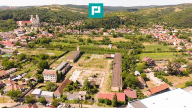 Spațiu industrial cu Teren 13.072 mp în Lipova
