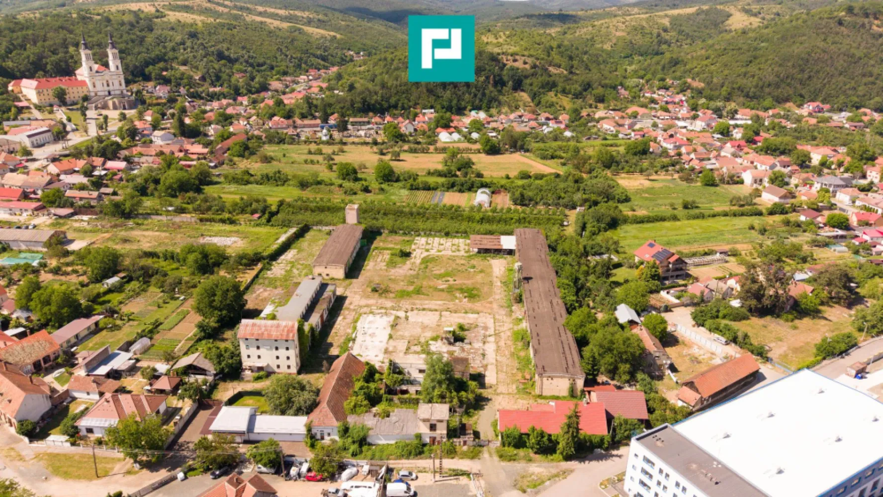 Spațiu industrial cu Teren 13.072 mp în Lipova