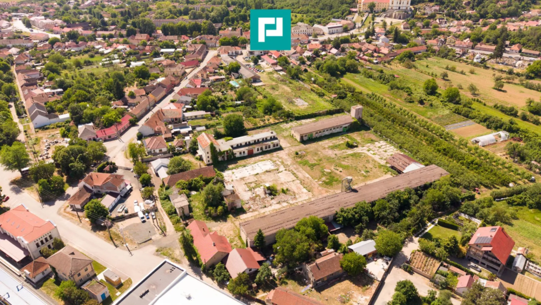 Spațiu industrial cu Teren 13.072 mp în Lipova