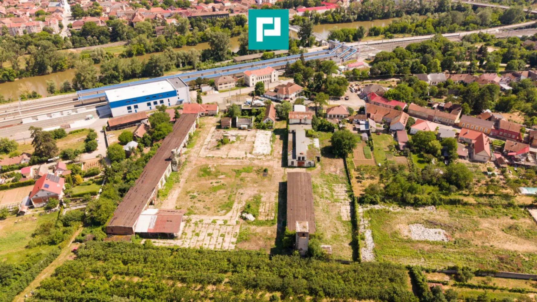 Spațiu industrial cu Teren 13.072 mp în Lipova