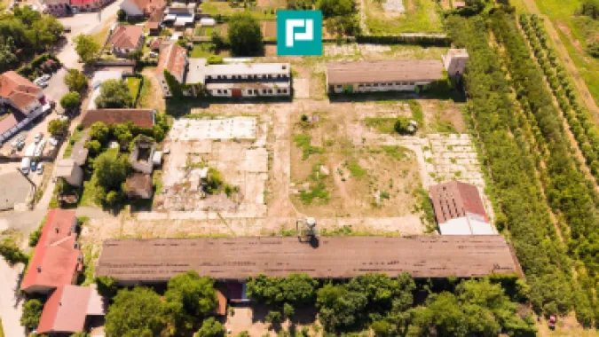 Spațiu industrial cu Teren 13.072 mp în Lipova