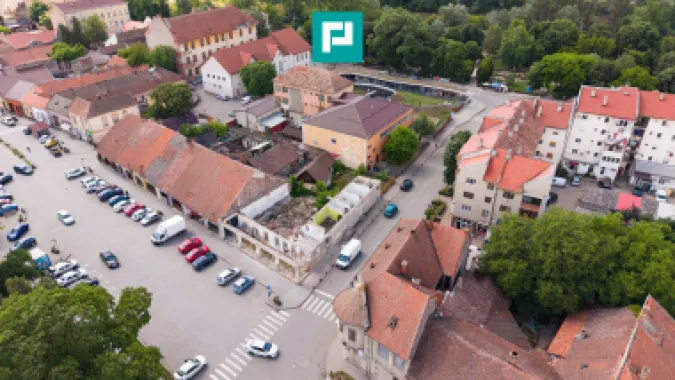 TEREN INTRAVILAN CENTRU LIPOVA 419MP