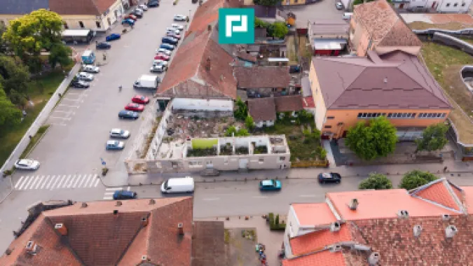 TEREN INTRAVILAN CENTRU LIPOVA 419MP