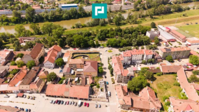 TEREN INTRAVILAN CENTRU LIPOVA 419MP