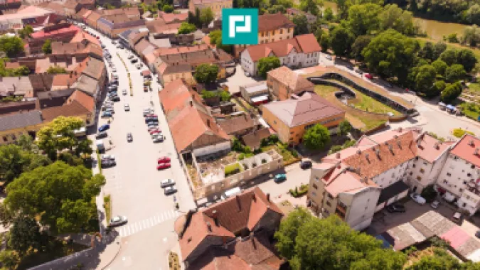 TEREN INTRAVILAN CENTRU LIPOVA 419MP