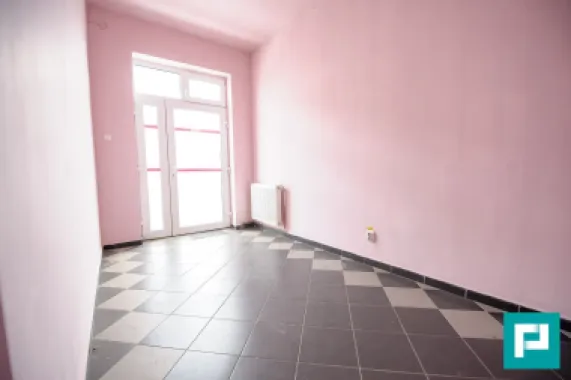 Spațiu comercial Arad, strada Dorobanților 254 mp.