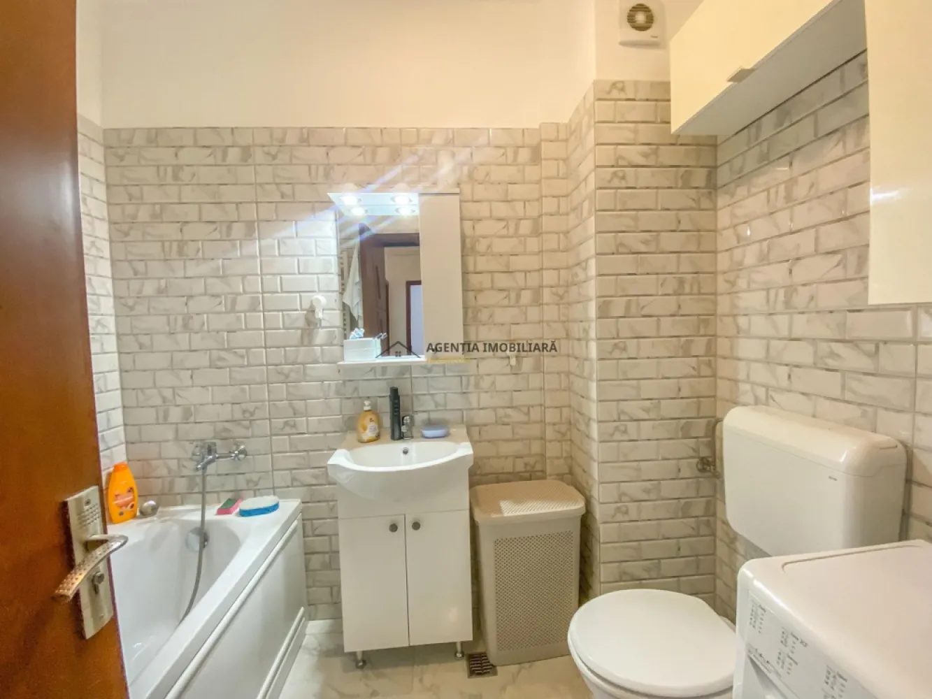 2 camere Decomandat I Loc de parcare inclus