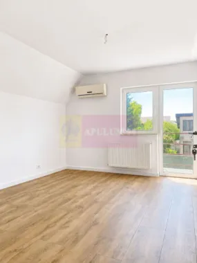 Duplex în vilă, 4 camere, renovat 2025, curte 250 mp, Mogoșoaia