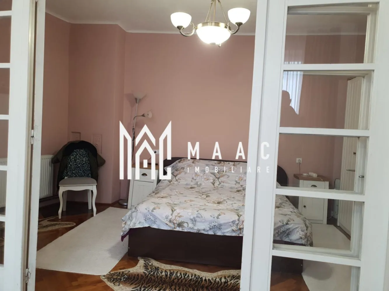 Apartament spațios la casă | Zona istorică – Orașul de Jos