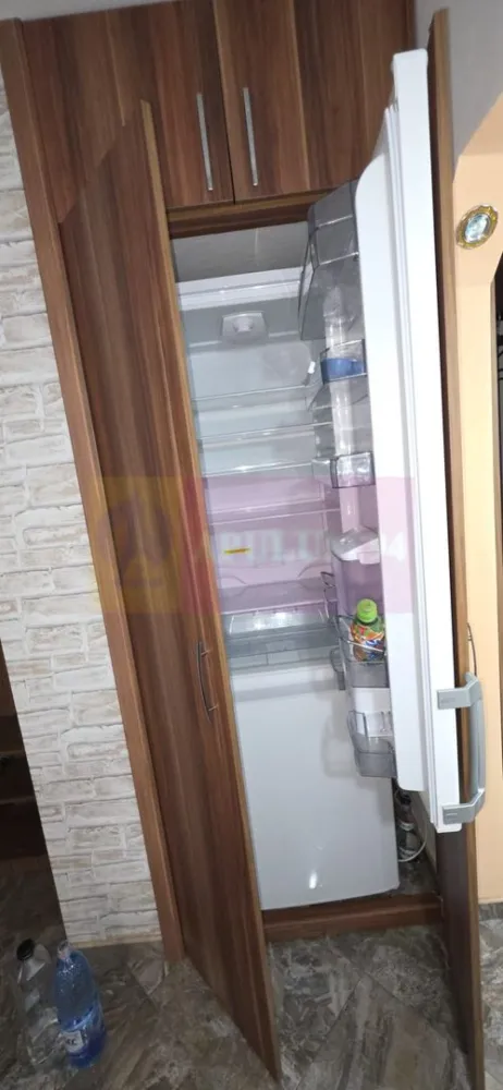 Apartamnet cu 3 camere de vanzare in Campina, Central