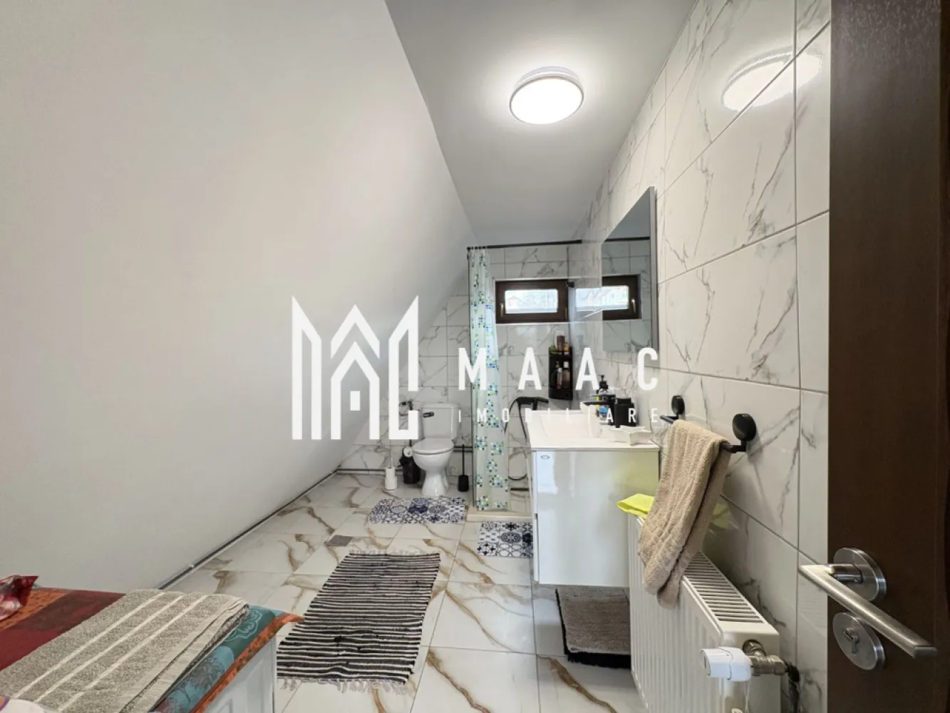 Casa de vacanta I 4 camere I Daia I Teren 580 mp i