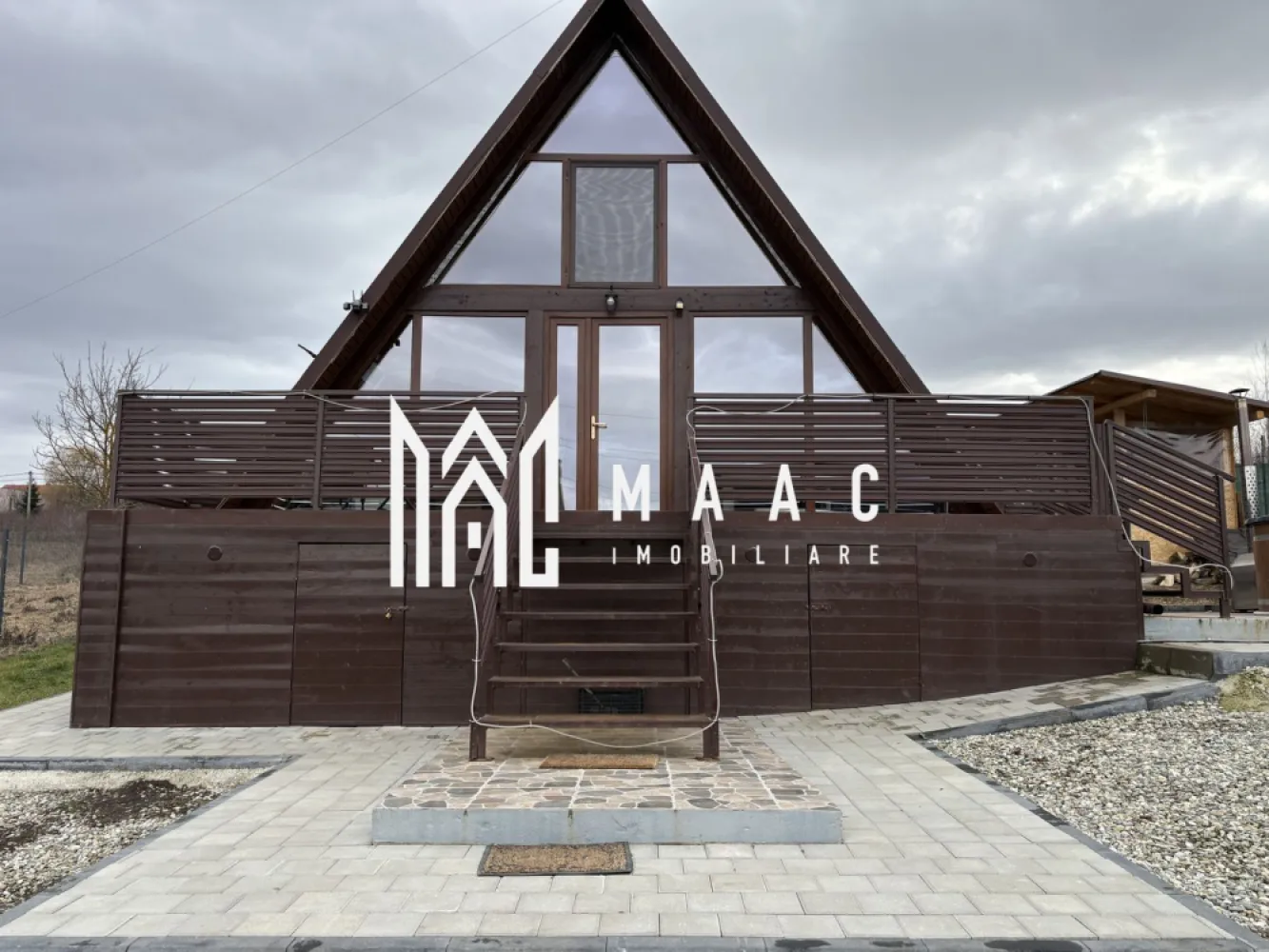 Casa de vacanta I 4 camere I Daia I Teren 580 mp i