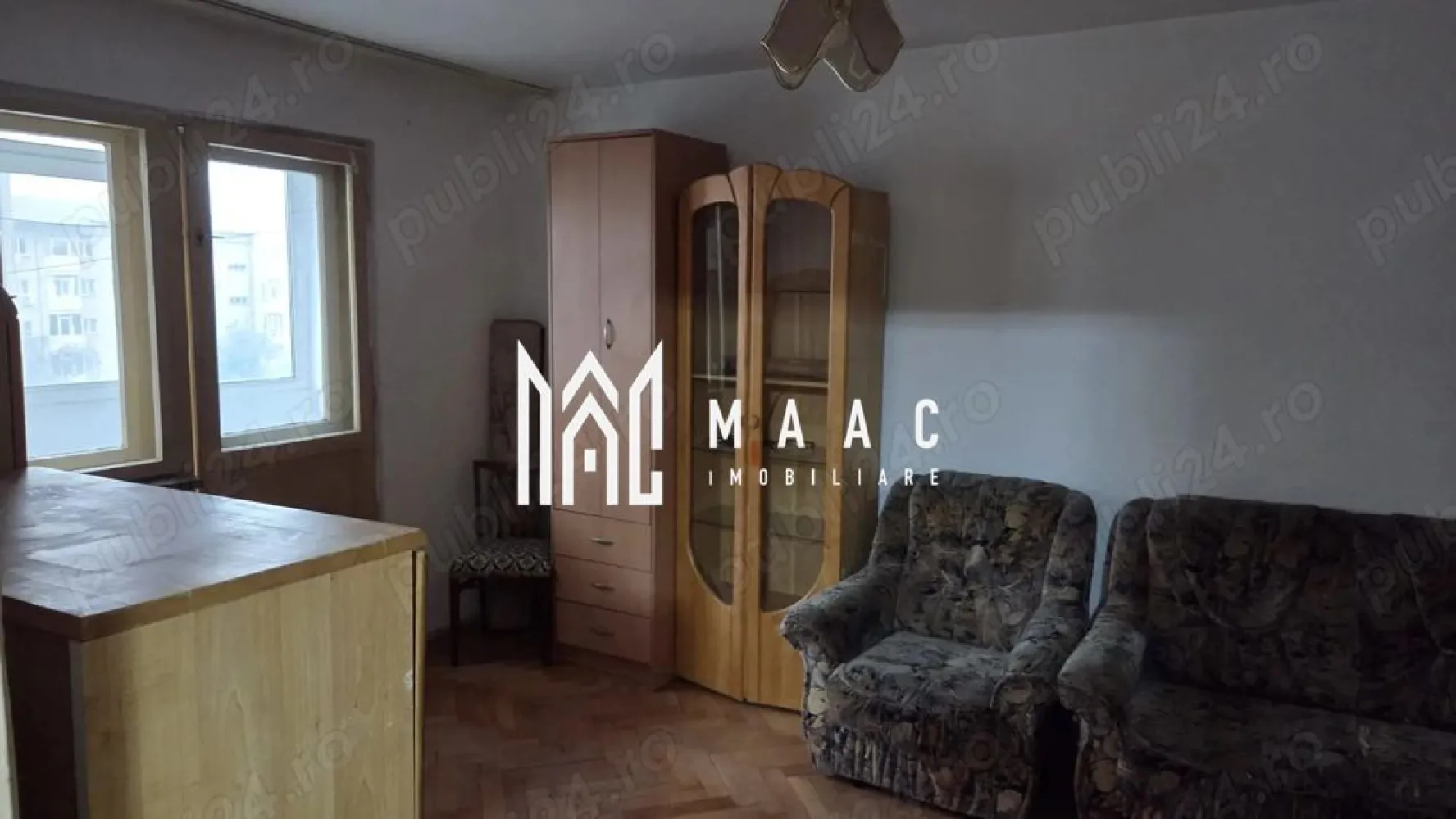 Apartament | 2 camere | Ostroveni | Lift - MAAC Imobiliare vă propune spre vânzare un apartament cu 2 camere, decomandat, situat în cartierul Ostroveni, în imediata apropiere a Bulevardului Dem Rădulescu, zonă foarte bine cotată și ușor accesibilă. Apartamentul este amplasat la etajul 5 din 10, într-un imobil dotat cu lift, și are o suprafață totală de 59 mp, respectiv 55 mp utili. Compartimentarea este practică și eficientă, oferind un confort optim pentru viitorii proprietari. Locuința beneficiază de finisaje clasice, iar principalul avantaj îl reprezintă faptul că poate fi amenajată și personalizată după bunul plac, devenind astfel „acasă” exact așa cum vă doriți. Zona oferă acces rapid către puncte de interes precum magazine, mijloace de transport, școli, centre comerciale și spații verzi, fiind ideală atât pentru locuit, cât și pentru investiție. Pentru mai multe detalii sau pentru programarea unei vizionări, MAAC Imobiliare vă stă cu drag la dispoziție. ID: CP2903819 }}