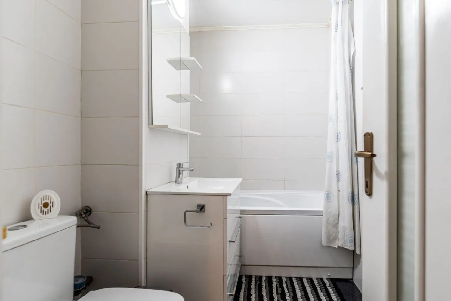 REZERVAT Apartament mobilat pe strada Corneliu Coposu, 0% COMISION