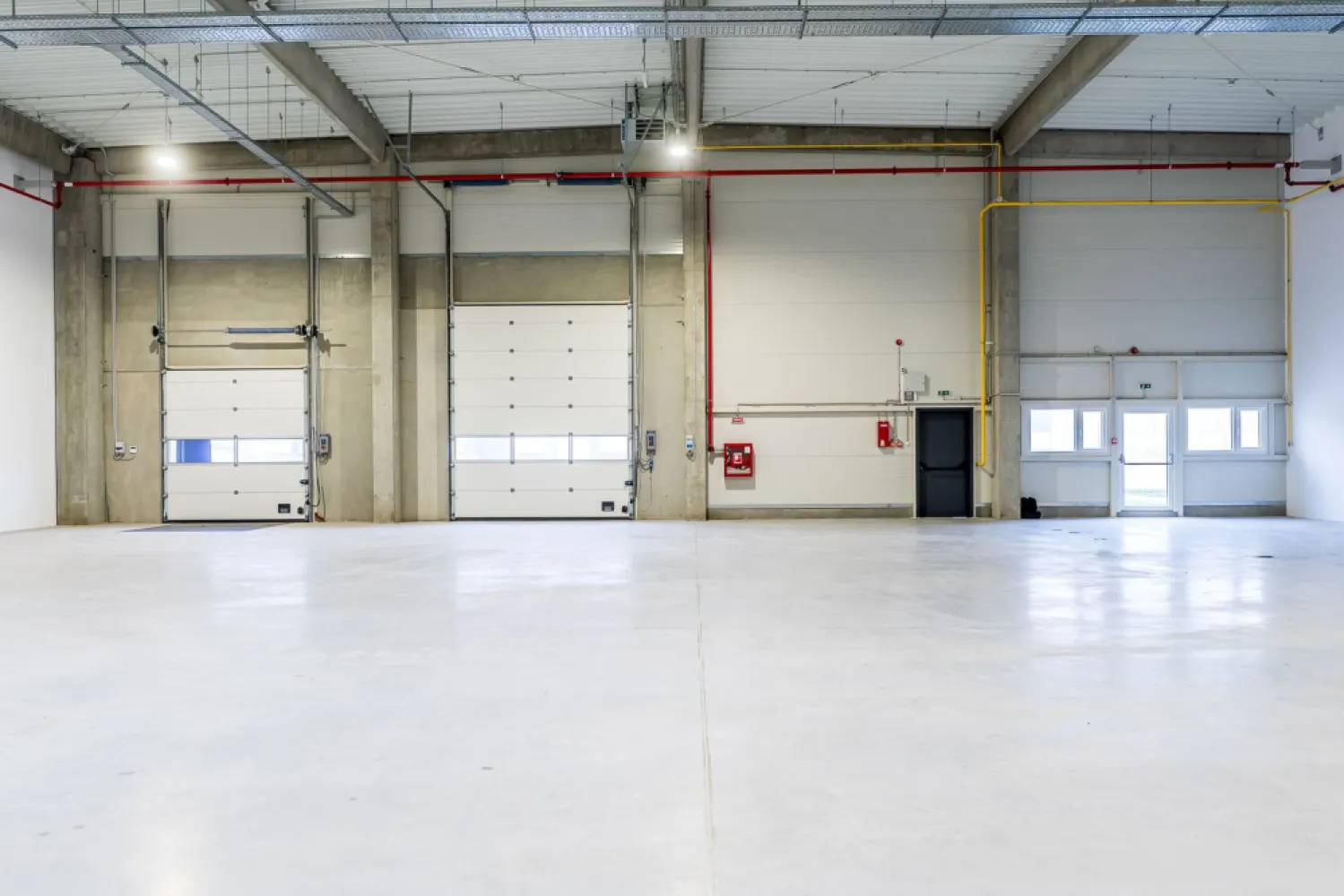 4646 mp - Hala industriala de inchiriat in Parc Industrial Arad
