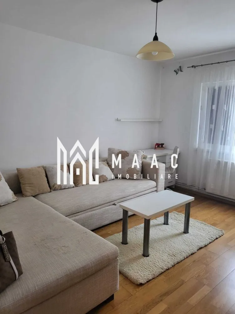 Apartament 1 cameră | 32 MPU | Balcon | Ștrand - MAAC Imobiliare vă propune spre închiriere un apartament cu 1 cameră în zona Ștrand. Imobilul dispune de compartimentare decomandată și este compus din hol de acces, bucatrie închisă cu ieșire pe balcon, cameră și baie. Localizarea oferă acces rapid către mai multe stații pentru transportul în comun si în Parcul Sub Arini. Se percepe avans și garanția în cuantumul unei chirii lunare. Nu se acceptă animale de companie. Pentru mai multe detalii, menționați telefonic că ați văzut anunțul cu ID: CP2902985. }}