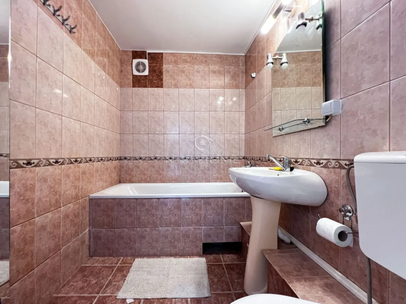 Apartament 2 camere decomandat, zona Iulius Mall