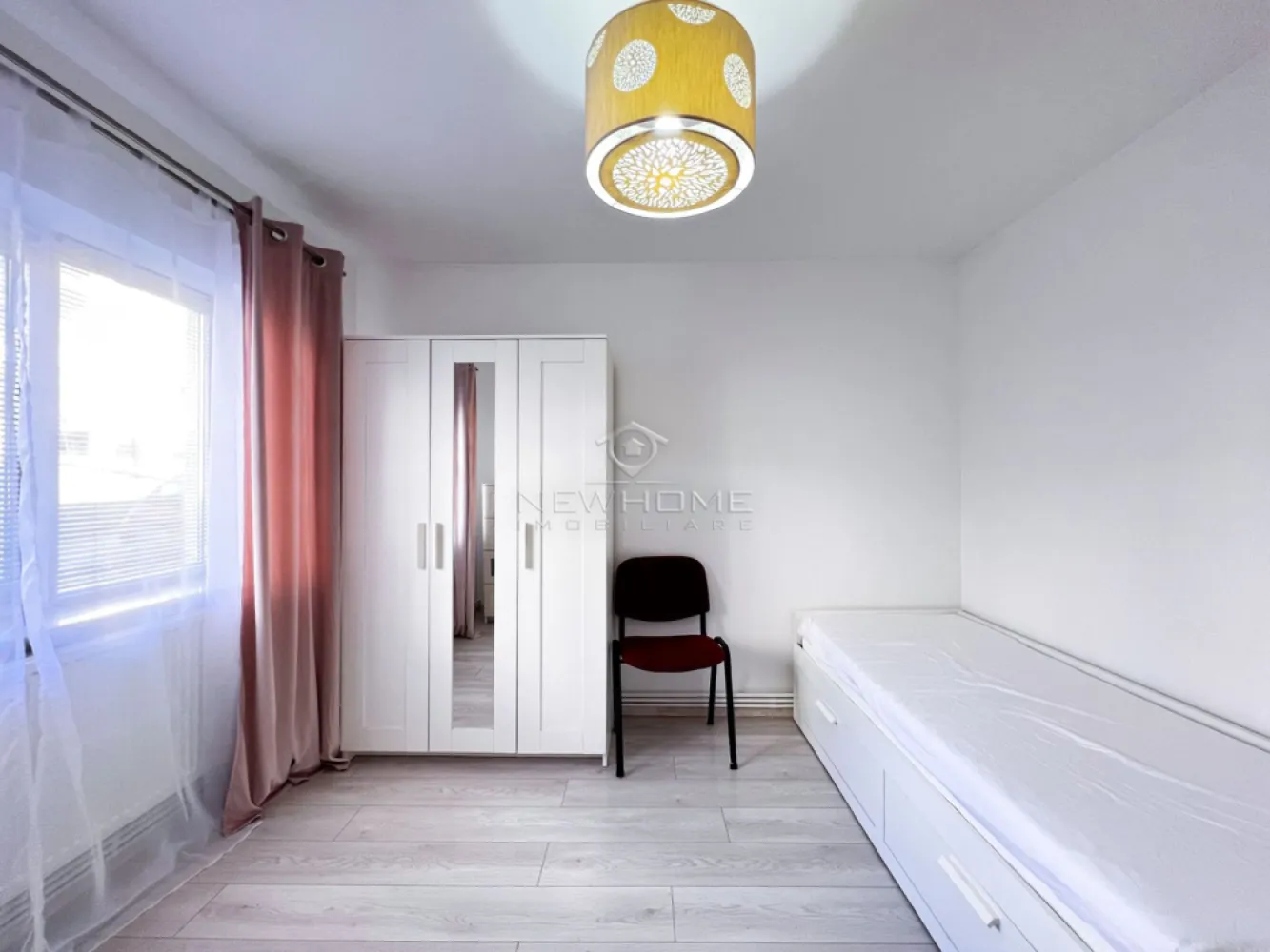 Apartament 2 camere decomandat, zona Iulius Mall