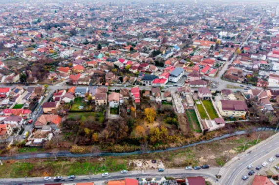 Teren în Pârneava – locație premium pentru casă sau duplex
