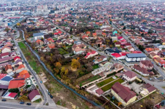 Teren în Pârneava – locație premium pentru casă sau duplex