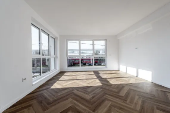 Clădire nouă P+2 cu showroom și birouri în Arad