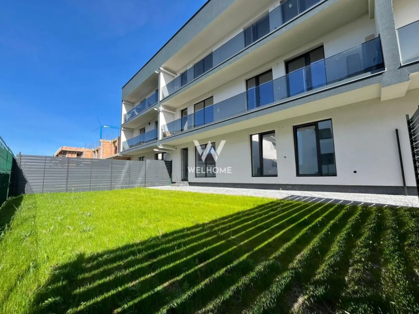 Apartament modern 3 camere cu gradina in Selimbar, Regina Residence