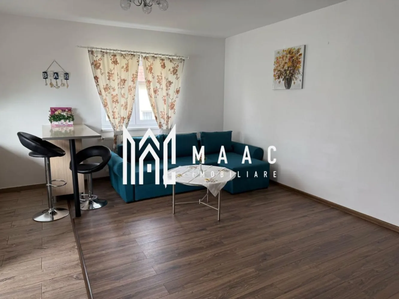 Apartament 2 Camere I Etajul 1I Selimbar - MAAC Imobiliare va propune spre închiriere un apartament modern cu 2 camere, situat la etajul 1 al unui imobil din Selimbar. Locuinta are balcon și o curte comuna cu zona de grătar. Se inchiriaza pe minim 12 luni. Nu sunt acceptate animale de companie. Se percepe garantie in cuantumul unei chirii lunare. Pentru mai multe detalii sau vizionare precizați telefonic ca ați văzut anunțul cu ID CP2856267 }}
