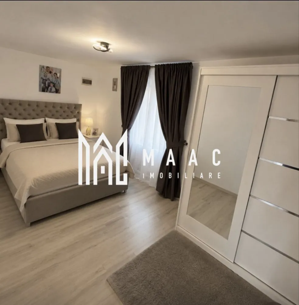 Casa noua | Zona de recreere | Evadare in natura| - MAAC Imobiliare vă prezintă spre vânzare o proprietate deosebită, finalizată în anul 2025, situată într-o zonă pitorească și liniștită din satul Rădăcinești, comuna Berislăvești. Ideală pentru familii sau ca rezidență de vacanță, casa oferă confort modern în mijlocul naturii și este gata pentru mutare imediată.
Suprafață teren: 1.908 mp 
Suprafață casă: ~95 mpu (regim parter)
Deschidere drum: 40 metri liniari
Modernă și luminoasă,casa dispune de două căi de acces și o compartimentare decomandată, optimizată pentru confort:
Living spațios cu lumină naturală generoasă
Bucătărie open-space cu zonă dedicată de dining
Dormitor matrimonial primitor
Cameră copil / birou
Baie mare complet utilată
Hol și spații inteligente pentru depozitare
Proprietatea se vinde complet mobilată și utilată, finisată la standarde actuale:
Încălzire: Centrală pe lemne de 40 kW + puffer de 1000 litri (autonomie ridicată)
Electricitate: Curent trifazic
Utilități: Apă curentă, fosă septică, internet prin fibră optică, cablu TV
Dotări: Electrocasnice și mobilier modern incluse în preț 
Curte și PotențialTerenul generos de aproape 2.000 mp oferă libertate deplină pentru amenajări exterioare: foișor, zonă de grătar, livadă, piscină sau loc de joacă pentru copii.
Proprietatea reprezintă o oportunitate excelentă pentru cei care caută o casă nouă, fără necesitatea unor investiții suplimentare.
Pentru mai multe detalii contactati cu incredere echipa MAAC IMobiliare, specificand ID 3180343