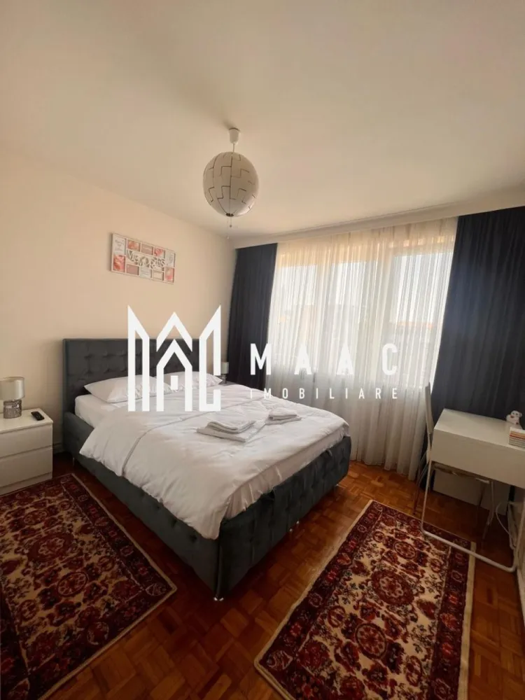 Apartament 2 camere de inchiriat | 50 MP | Zona Milea - Maac Imobiliare vă propune spre închiriere un apartament modern cu 2 camere, situat în zona Vasile Milea, una dintre cele mai bine conectate și apreciate zone din oraș.

Locuința are o suprafață utilă de 50 mp și este amplasată la etajul 4 al unui imobil bine întreținut, prevăzut cu acoperiș, oferind astfel un plus de confort și protecție. Apartamentul este complet mobilat și utilat modern, fiind pregătit pentru mutare imediată.

Compartimentarea este eficientă, oferind un living luminos, dormitor confortabil, bucătărie practică și baie spațioasă, toate amenajate cu bun gust și atenție la detalii.

Poziționarea este un real avantaj, cu acces facil către principalele puncte de interes ale orașului: centre comerciale, mijloace de transport, instituții de învățământ, zone verzi și spații de recreere.

Ideal pentru un cuplu sau o persoană activă care își dorește confort, accesibilitate și un stil de viață urban.

Pentru mai multe detalii sau pentru programarea unei vizionări, nu ezitați să ne contactați specificand ID:CP3180166