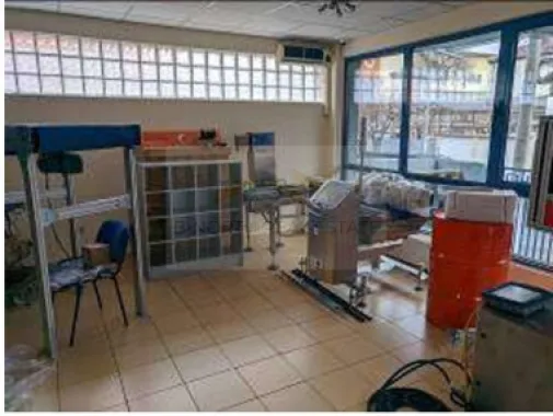 Clădiri de birouri de închiriat Sector 4 – 1.100 mp, vizibilitate stradală
